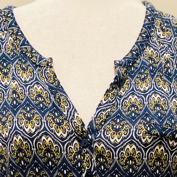 H&M | Long Sleeve Henley Top - Picture 5 of 9